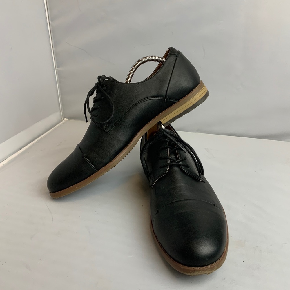 Black dress shoes 9M Sonoma